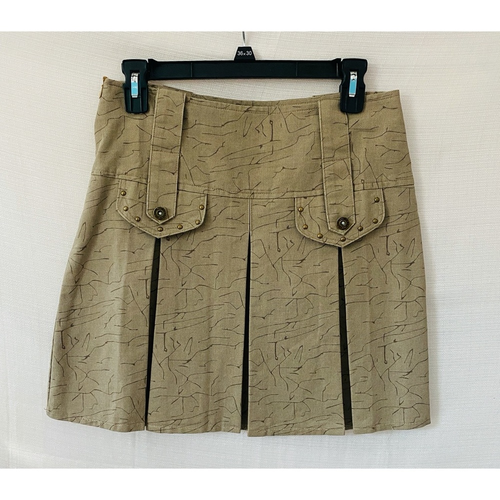 - Farinelli Pleated Canvas‎ Mini Skirt w/ Faux  Front Pockets